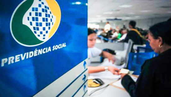 Leia mais sobre o artigo INSS: 14º salário vai ser aprovado? Confira